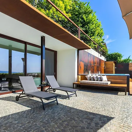 빌라 Casa Sulle Langhe - Luxury Pool, Sauna And Jacuzzi *